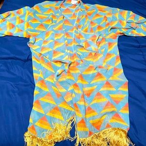 Lularoe Monroe Fringe Kimono Wrap Cover-Up sz M Blue & Gold Western Style Print